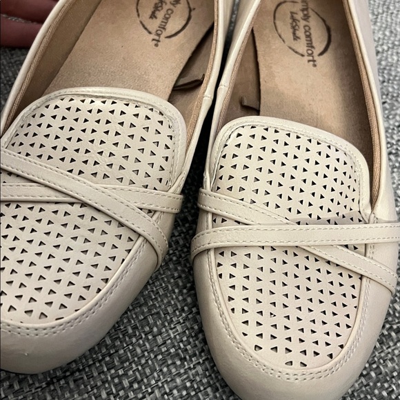 Life Stride Simply Comfort Women's Dana cream Loafers NEW - Picture 4 of 8